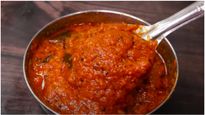 தக்காளி சட்னி அரைக்கும் போது இந்த பொருளை சேர்த்து அரைங்க... இட்லி, தோசைக்கு அட்டகாசமா இருக்கும்...!