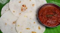 Arisi Maavu Chapati With Tomato Thokku How To Make Rice Flour Chapati With Thakkali Thokku Recipe