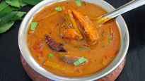 Nellai Style Poricha Kuzhambu Recipe How To Make At Home In Tamil