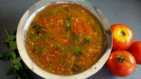 ஐயங்கார் ஸ்டைல் பொரிச்ச ரசம் ரெசிபி - இந்த மாதிரி ரசம் வைச்சு பாருங்க - வித்தியாசமா சூப்பரா இருக்கும்