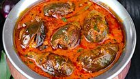 Kathirikai Milagu Kuzhambu Recipe How To Make At Home In Tamil
