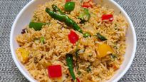 ஆந்திரா ஸ்டைல் குடைமிளகாய் தக்காளி சாதம் ரெசிபி - ஒருதடவை செஞ்சு பாருங்க - பிரியாணி மாதிரி இருக்கும்