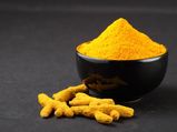 Turmeric Side effects: ఈ సమస్య ఉన్నవారు పసుపు తింటే చాలా ప్రమాదకరం... జాగ్రత్త!