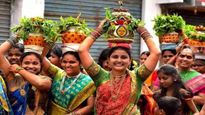 Bonalu 2023: ఆషాఢమాస బోనాల విశిష్టత.. గ్రామ దేవతకు సమర్పించే బోనాలకు విశేషమైన చరిత్ర