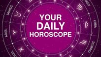 Daily Horoscope: ఈరోజు ఈ రాశి వారు గోల్డ్ రింగ్ వేసుకుంటే మంచిది, ఈ 3 రాశుల వారికి డబ్బే డబ్బు!