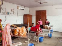 ലേബര്‍ റൂമിനുള്ളില്‍ സംഭവിക്കുന്നതോ ഇതെല്ലാം?