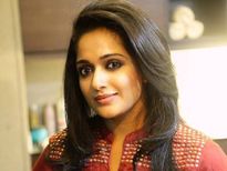ക്യൂട്ടാണോ ഹോട്ടാണോ??