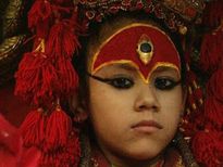 ഋതുമതിയാകും വരെ ചിരിയ്ക്കരുത്....