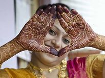 മണവാട്ടിയുടെ മയിലാഞ്ചിയ്ക്കു പുറകിലെ രഹസ്യം