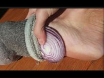 കാലിനടിയില്‍ സവാള വച്ച് ഇന്നു രാത്രി ഉറങ്ങൂ,നാളെ