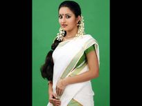 മുട്ടോളം മുടി, നാട്ടുമ്പുറത്തെ ഒറ്റമൂലി