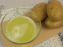 ഉരുളക്കിഴങ്ങ് നീര് ഒരാഴ്ച ചര്‍മ്മത്തില്‍ പുരട്ടൂ