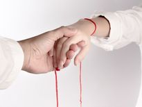 കയ്യിലെ ചരടുകള്‍ രഹസ്യങ്ങളാണ്, അറിയണം