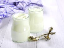 1 മാസത്തില്‍ വെളുക്കും തൈരു കൂട്ട്‌