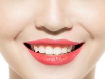 മുന്നിലെ പല്ലിന്റെ ആകൃതി പറയും ധനഭാഗ്യം