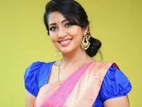 മുഖ ലക്ഷണം നോക്കി സ്ത്രീയെ അറിയാം