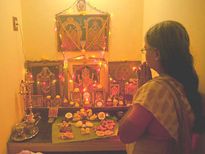 ഉണങ്ങിയ തുളസിയില പൂജാമുറിയില്‍ വേണ്ട,ഐശ്വര്യക്കേട്