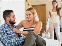 കാമുകിമാരെ ഒരുമിച്ചു കണ്ടു കോമയിലായ യുവാവ്...