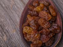 ഉണക്കമുന്തിരി; ഗര്‍ഭകാലം അസ്വസ്ഥതകളില്ലാതെ സുഖം