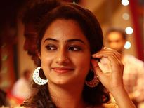 മുഖത്തെ ചുളിവു നീക്കാന്‍ പഴം ഫേസ് പായ്ക്ക്‌