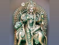 നവരാത്രി 8-ാം നാള്‍; സര്‍വ്വ ദു:ഖങ്ങളകറ്റും മഹാഗൗരിയ്ക്ക് പ്രിയപ്പെട്ട എട്ടാ ദിനം