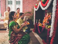 മരിച്ചവരുടെ ചിത്രമുണ്ടോ പൂജാമുറിയില്‍? ദോഷം ഫലം