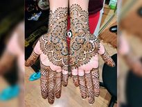 മെഹന്ദി ഇനി നിറം വെക്കും; നാരങ്ങയിലുണ്ട് പൊടിക്കൈ