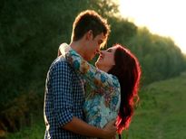  ഹഗ് ഡേ; അറിഞ്ഞിരിക്കണം പ്രണയം തുളുമ്പും ദിനത്തെക്കുറിച്ച്