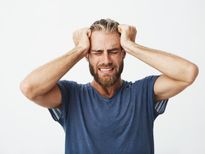 സൈനസ് തലവേദന അപകടം നിറഞ്ഞത് :  സമ്പൂര്‍ണ വിവരം അറിയാം