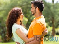 మీ స్నేహితుడుతో డేటింగ్ చేయటానికి 10 కారణాలు