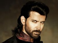 పురుషులు స్టైల్ గా పొడవాటి జుట్టును పెంచుకోవడానికి మార్గాలు