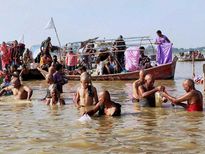 గంగాజలం ఎందుకంత ప్రాధాన్యత సంతరించుకుంది ?
