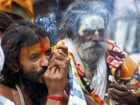 ఒక వ్యక్తిని ట్రాప్ చేసే హిప్నాటిజం (వశీకరణ) పై సైన్స్ ఏం చెబుతోంది ? 