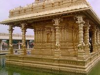 ఇండియన్ బిలీనియర్స్ కంటే ఎక్కువ ధనం ఉన్న ఆలయాలు 