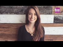 ఇంత అందమైన అమ్మాయికి, ఆ దేవుడు ఎంత శిక్ష విధించాడో చూడండి..