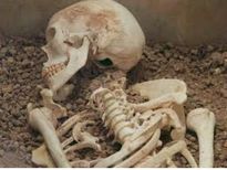 మనుషులను మృతదేహాలుగా మార్చి.. వారి ఎముకలతో వ్యాపారం