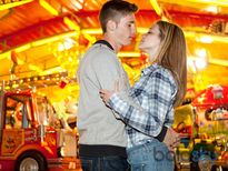  మౌనం వీడి అమ్మాయి మీతో మాట్లాడాలంటే అడగవల్సిన ప్రశ్నలు :