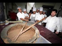 పలు రకాల హలీమ్ లను మీ ఇంట్లో ఇలా చేసుకోండి.. అదరిపోద్ది.. లొట్టలేసుకుంటూ తింటారు