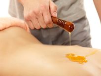 తేనెను ఎలా తీసుకోవాలో తెలుసా? మద్యంలో కలిపి తాగొచ్చా? తేనె వయాగ్రా కన్నా పవర్ ఫుల్