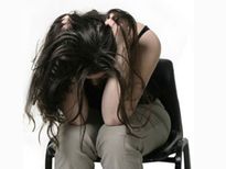 అమ్మాయి దుస్తులు విప్పించి.. నగ్న ఫొటోలు తీసి.. వాట్సాప్ లో షేర్ చేసి రేప్ చేయబోయిన క్యాబ్ డ్రైవర్