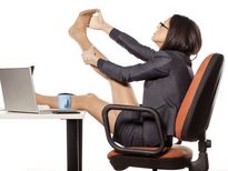 ఇంట్లో, ఆఫీసులో, బయట ఎక్కడైనా సరే ఇలా కూర్చొంటే అన్నీ విజయాలే! మీకు తిరుగుండదు.. ట్రై చేసి చూడండి