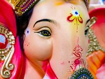 రాశి చక్రాల ప్రకారం వినాయకుని విగ్రహం మరియు నైవేద్యాన్ని ఎంచుకోవడం ఎలా? 