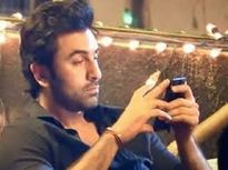 మీ పార్ట్ నర్ ఫోన్ ను చెక్ చేస్తున్నారా? అది కరెక్టేనా? 