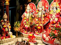 जानिये राशि के अनुसार आपको किस देवी-देवता की पूजा करनी चाहिये 