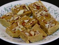   प्रोटीन से भरी टेस्‍टी सत्‍तू की बर्फी 