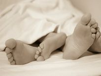 पुरुष और महिलायें अपनी सेक्स इच्छा को बढ़ाना चाहते हैं तो लाइफस्टाइल में लायें ये बदलाव 