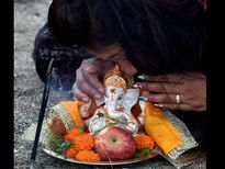 गणेश चतुर्थी स्‍पेशल 2022: गलत बनावट और गलत दिशा में गणेश जी की मूर्ति लगाने से हो सकता है अनर्थ