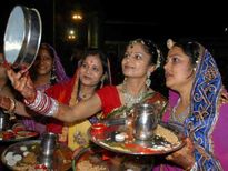 डायबिटीज से पीड़ित महिलाएं करवा चौथ के दिन ऐसे रखें उपवास