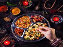 दीपावली पर मोटापा ना बढ़े इसके लिये आजमाएं ये टिप्‍स 