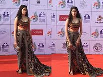 IFFI 2017: सुपरस्टार्स की भीड़ में इंडस्‍ट्री की इस नई नवेली हिरोइन ने चुराई लाइमलाइट्स 